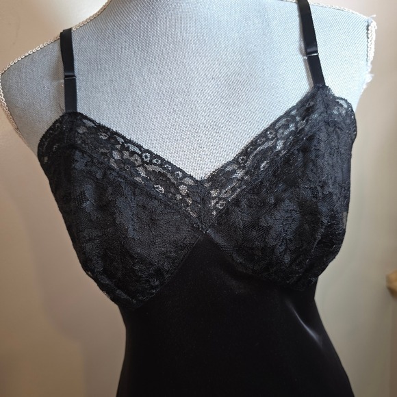 Vanity Fair Other - Vanity Fair Vintage 50s Black Nylon Tricot Lace Trim Full Slip Size 34T Lingerie